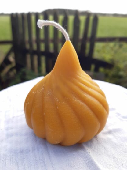 Bougie goutte torsadée